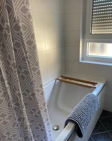 Griesheim Apartment *